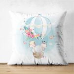- Suet-K-4320 - Realhomes  Çift Taraflı Beyaz Zeminde Uçan Balon Desenli Dijital Baskılı Çocuk Odası Süet Kırlent Kılıfı Realhomes