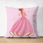 - Suet-K-4321p - Realhomes Çift Taraflı Pamuk Prenses Çizgifilm Desenli 3D Çocuk Odası Süet Yastık Kırlent Kılıfı Realhomes