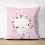 - Suet-K-4350p - Realhomes Çift Taraflı Sevimli Kedicik Desenli Çocuk Odası Süet Yastık Kırlent Kılıfı Realhomes