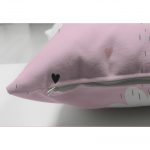 - Suet-K-4365p-2 - Realhomes Çift Taraflı Pembe Zeminde Bulutlar Özel Tasarımlı Çocuk Odası Süet Yastık Kırlent Kılıfı Realhomes