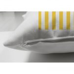 - Suet-K-4374-2 - Realhomes Çift Taraflı Beyaz Zeminde Gri Sarı Ayıcık Motifli Bebek Odası Süet Yastık Kırlent Kılıfı Realhomes