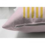 Çift Taraflı Pembe Zeminde Gri Sarı Ayıcık Motifli Bebek Odası Süet Yastık Kırlent Kılıfı Realhomes