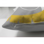 - Suet-K-4381g-2 - Realhomes Çift Taraflı Gri Zeminde Hungry Aslan Motifli Dijital Baskılı Bebek Odası Süet Kırlent Kılıfı Realhomes