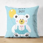 - Suet-K-4455 - Realhomes Çift Taraflı Mavi Zeminde Ayıcık Desenli Dijtal Baskılı Bebek Odası Süet Yastık Kırlent Kılıfı Realhomes