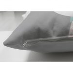 - Suet-K-4513-2 - Realhomes Çift Taraflı Gri Zeminli Tavşan Desenli Bebek Odası Süet Yastık Kırlent Kılıfı Realhomes