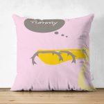 - Suet-K-4590p - Realhomes Çift Taraflı Pembe Zeminde Leylek Motifli Özel Tasarım Çocuk Odası Süet Yastık Kırlent Kılıfı Realhomes