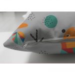 - Suet-K-4891-2 - Realhomes Realhomes Çift Taraflı Fındık Kurdu Sincap Dijital Baskılı Modern Süet Kırlent Kılıfı Realhomes