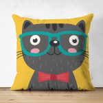 - Suet-K-4914 - Realhomes Realhomes Çift Taraflı Renkli Kedi Dijital Baskılı Modern Süet Kırlent Kılıfı Realhomes