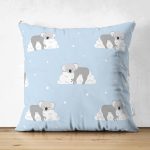 - Suet-K-4931 - Realhomes Realhomes Çift Taraflı Bulutlara Sarılmış Ayıcıklar Dijital Baskılı Modern Süet Yastık Kılıfı Realhomes