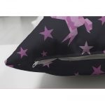 Realhomes Çift Taraflı Siyah Zeminde Pembe Yıldız Dijital Baskılı Modern Süet Yastık Kılıfı Realhomes