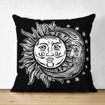 - Suet-K-5001 - Realhomes Güneş Ay Yıldızlı Çift Taraflı Dekoratif Süet Kırlent Kılıfı Realhomes