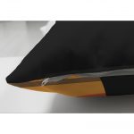 Kırmızı Başlıklı Zenci Kadın Motifli Çift Taraflı Dekoratif Süet Kırlent Kılıfı Realhomes