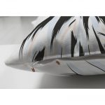 - Suet-K-5104-2 - Realhomes  Çift Taraflı Şapkalı Fashion Girl Desenli Süet Kırlent Kılıfı Realhomes