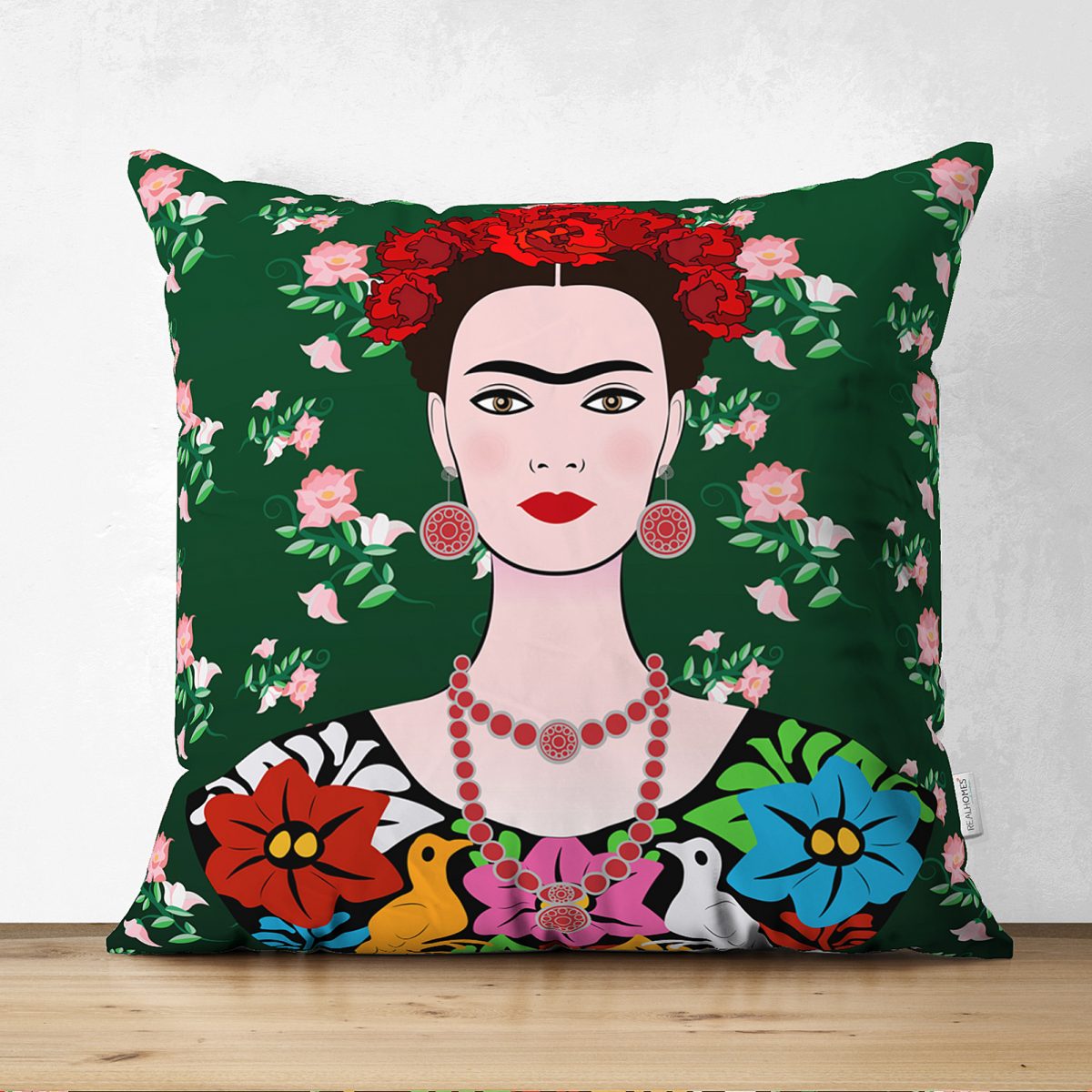 Yeşil Zeminde Frida Kahlo Motifli Çift Taraflı Özel Tasarım Süet Yastık Kılıfı Realhomes