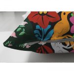 - Suet-K-5212-2 - Realhomes  Yeşil Zeminde Frida Kahlo Motifli Çift Taraflı Özel Tasarım Süet Yastık Kılıfı Realhomes