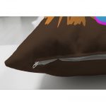 - Suet-K-5217-2 - Realhomes Kahverengi Zeminde Çift Taraflı Özel Tasarım Frida Kahlo Dijital Baskılı Süet Kırlent Kılıfı Realhomes