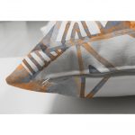 Gold Üçgenler İçinde Gri Boyama Çalışması Çift Taraflı Özel Tasarım Süet Kırlent Kılıfı Realhomes