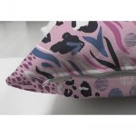 Lila Zeminli Leopar Desenli Çift Taraflı Dijital Baskılı Özel Tasarım Dekoratif Süet Yastık Kılıfı Realhomes