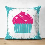 - Suet-K-54 - Realhomes Cup Cake Desenli Çift Taraflı Dijital Baskılı Dekoratif Süet Yastık Kırlent Kılıfı Realhomes