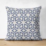 - Suet-K-5413 - Realhomes Çift Taraflı Kot Gri Zemin Üzerinde Geometrik Çizimler Özel Tasarım Süet Kırlent Kılıfı Realhomes