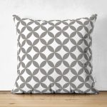 - Suet-K-555 - Realhomes Realhomes Çift Taraflı Dijital Baskılı Dekoratif Süet Yastık Kırlent Kılıfı Realhomes