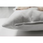 - Suet-K-5694-2 - Realhomes  Yılbaşı Şapkalı Köpek Desenli Dijital Baskılı Modern Çift Taraflı Süet Yastık Kırlent Kılıfı Realhomes