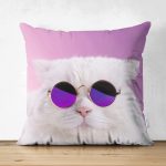 - Suet-K-5699 - Realhomes  Çift Taraflı Gözlüklü Kedi Desenli Dijital Baskılı Modern Süet Yastık Kırlent Kılıfı Realhomes