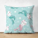 - Suet-K-5702 - Realhomes Çift Taraflı Deniz Kızı Kuyruklu Kedicikler Dijital Baskılı Modern Süet Yastık Kırlent Kılıfı Realhomes