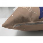 - Suet-K-5748-2 - Realhomes Çift Taraflı Haki Zeminli Mavi Kedi Desenli Özel Tasarım Süet Yastık Kılıfı Realhomes