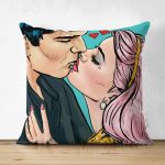 - Suet-K-735 - Realhomes  Çift Taraflı Pop Art Resimli Dijital Baskılı Dekoratif Süet Yastık Kırlent Kılıfı Realhomes
