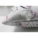 - Suet-K-940-2 - Realhomes Çift Taraflı Flamingo Desenli Dijital Baskılı Süet Yastık Kırlent Kılıfı Realhomes