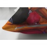 - Suet-K-arap-3-kiz-2 - Realhomes Çift Taraflı Etnik Afrika Üç Kadın Motifli Modern Süet Yastık Kırlent Kılıfı Realhomes