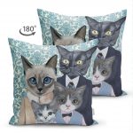 Çift Taraflı Kedi Ailesi Desenli Süet Yastık Kırlent Kılıfı Realhomes