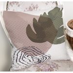 - 7028 - Realhomes  Beyaz Zeminde Suluboya Devetabanı Yaprak Motifli Modern Yastık Kırlent Kılıfı Realhomes