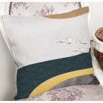 Renkli Zeminde Leylek Desenli Dijital Baskılı Modern Yastık Kırlent Kılıfı Realhomes