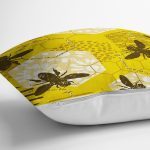 Sarı Zemin Üzerinde Petek Desenli Arı Motifli Dijital Baskılı Modern Yastık Kılıfı Realhomes