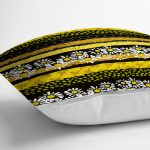 - 7309 - Realhomes Sıyah Zemin Üzerinde Petek Desenli Papatya Desenli Modern Yastık Kırlent Kılıfı Realhomes