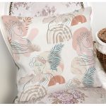 - 7410 - Realhomes Renkli Zeminde Onedraw Antik Çizimli Dijital Baskılı Modern Yastık Kırlent Kılıfı Realhomes