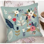 - 7536 - Realhomes Rengarenk Zeminli Rengarenk Çiçek Desenli Dijital Baskılı Modern Yastık Kırlent Kılıfı Realhomes