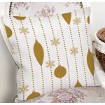 Beyaz Zemin Üzerinde Gold Renkli Yılbaşı Temalı Modern Yastık Kırlent Kılıfı Realhomes