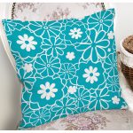 - 7612 - Realhomes Rengarenk Zemin Üzerinde Beyaz Rengarenk Çiçek Desenli Modern Yastık Kırlent Kılıfı Realhomes