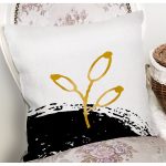 - 7658 - Realhomes Beyaz Zemin Üzerinde Gold Detaylı Onedraw Çizimli Çiçek Desenli Yastık Kılıfı Realhomes