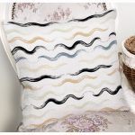 Beyaz Zeminli Renkli Zigzag Desenli Dijital Baskılı Modern Yastık Kırlent Kılıfı Realhomes