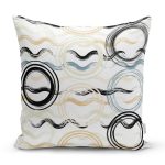 Beyaz Zemin Üzerinde Renkli Geometrik Şekilli Dijital Baskılı Modern Yastık Kılıfı Realhomes