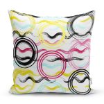 Beyaz Zemin Üzerinde Renkli Zigzag Desenli Geometrik Desenli Yastık Kırlent Kılıfı Realhomes