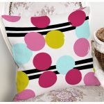 Beyaz Zemin Üzerinde Siyah Modern Çizgili Renkli Puantiyeli Yastık Kırlent Kılıfı Realhomes