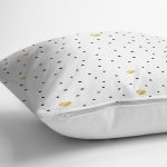 Beyaz Zemin Üzerinde Gold Detaylı Siyah Puantiye Desenli Yastık Kırlent Kılıfı Realhomes