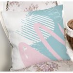 Beyaz Zemin Üzerinde Renkli Soyut Desenli Yastık Kırlent Kılıfı Realhomes