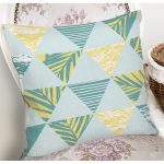 - 7898 - Realhomes Renkli Zemin Üzerinde Geometrik Desenli Palmiyeler Modern Yastık Kırlent Kılıfı Realhomes