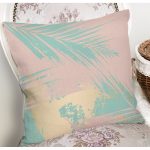 - 7981 - Realhomes Pastel Zemin Üzerinde Gold Detaylı Yaprak Desenli Modern Yastık Kırlent Kılıfı Realhomes